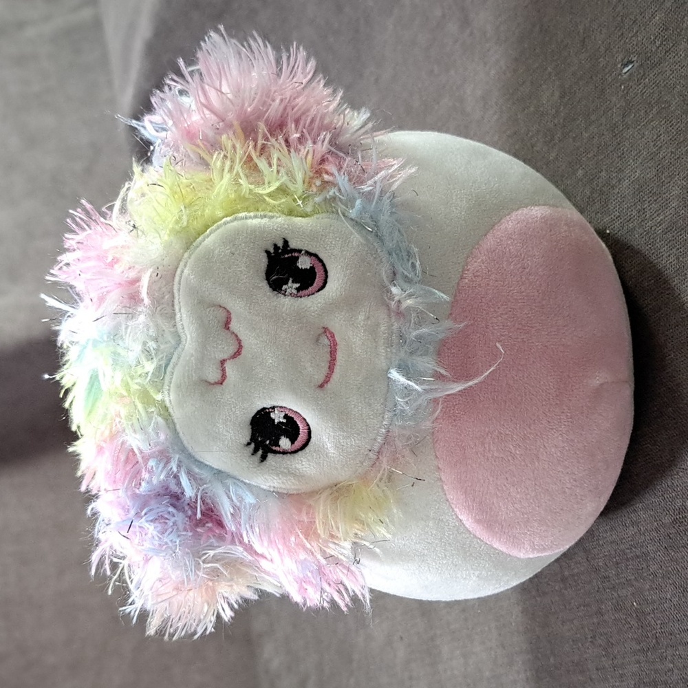 Squishmallows Amara The Yeti Pink Blue Yellow Stuffed Toy Plush VG 5"